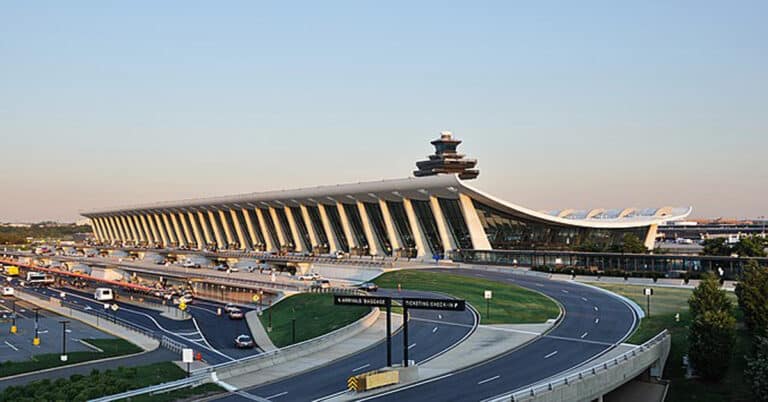 7 Largest Airports in the World Often Exceeding the Size of Countries