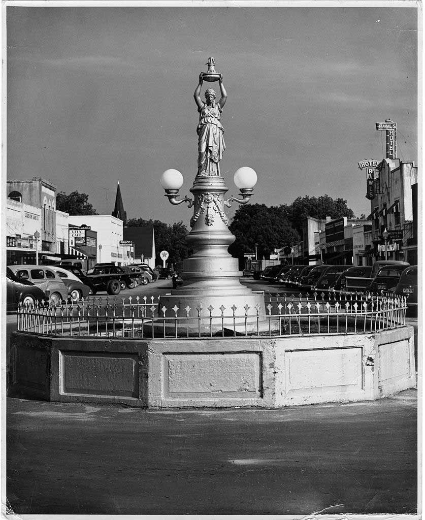 Boll Weevil Monument